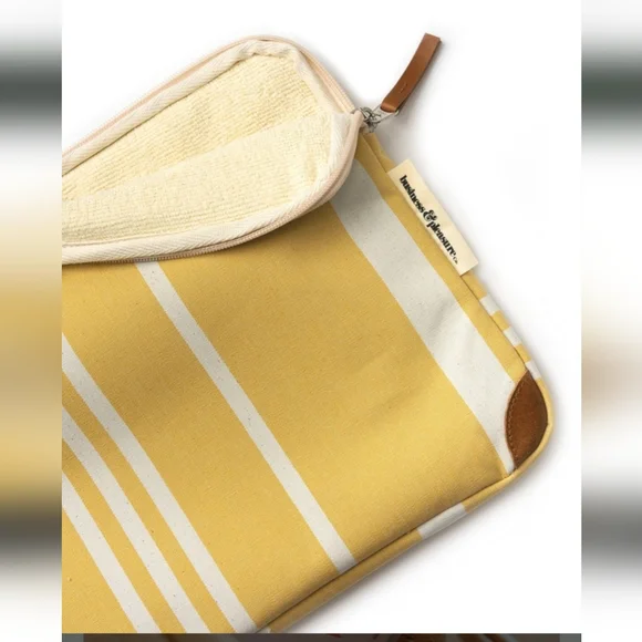 Home Business & Pleasure Co Laptop Sleeves | The Laptop Sleeve – Vintage Yellow - Picture 2 of 5